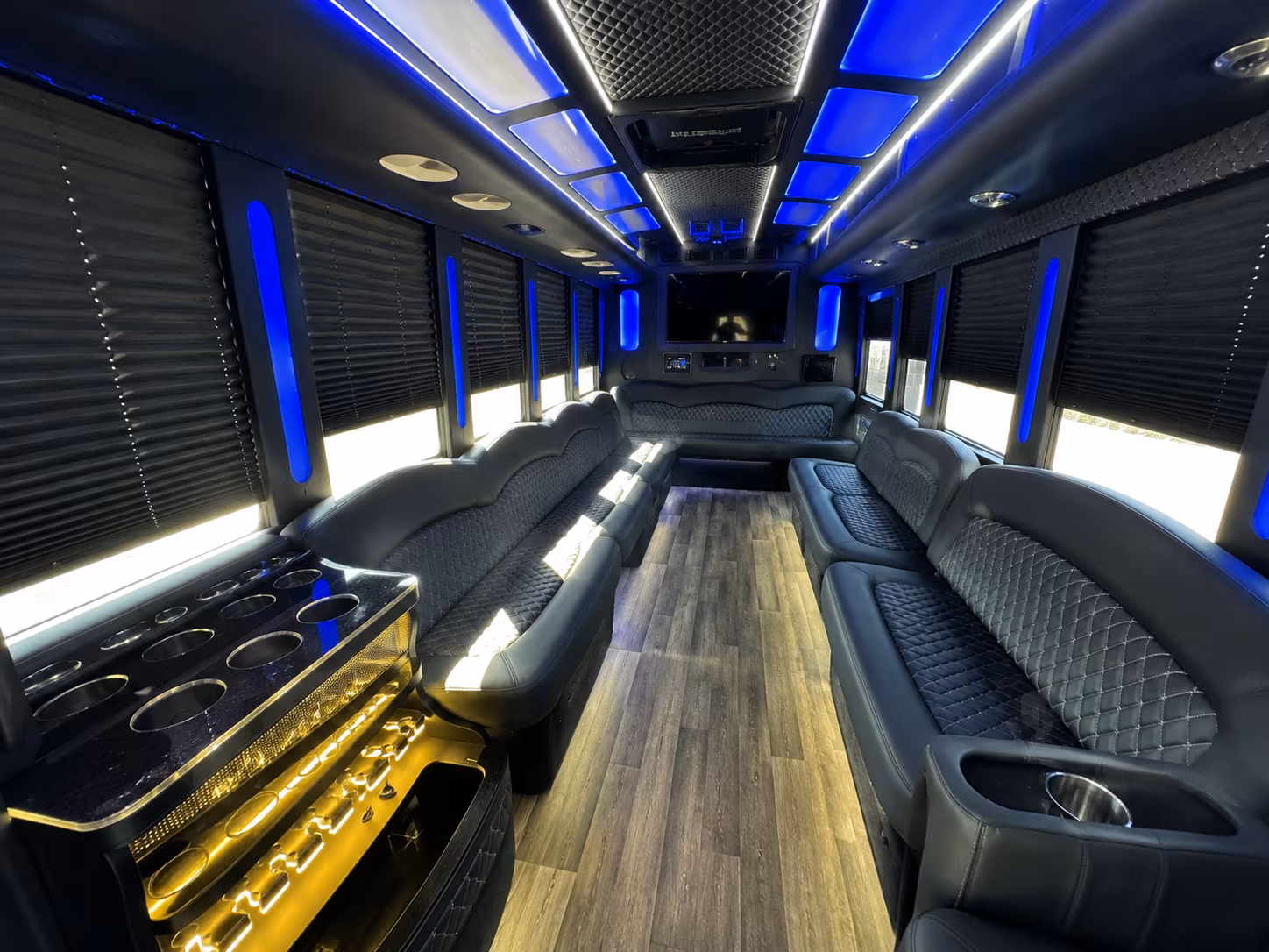 aurora easy government military travel with an aurora bus rental