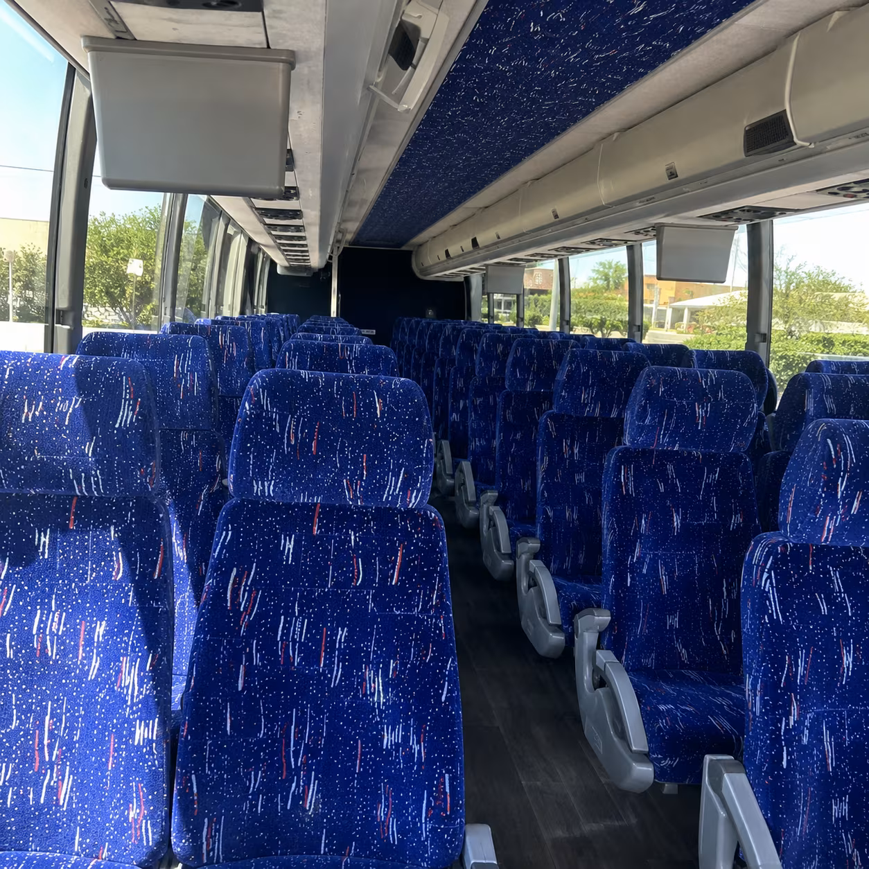 conference shuttle service at the broadmoor and pikes peak center