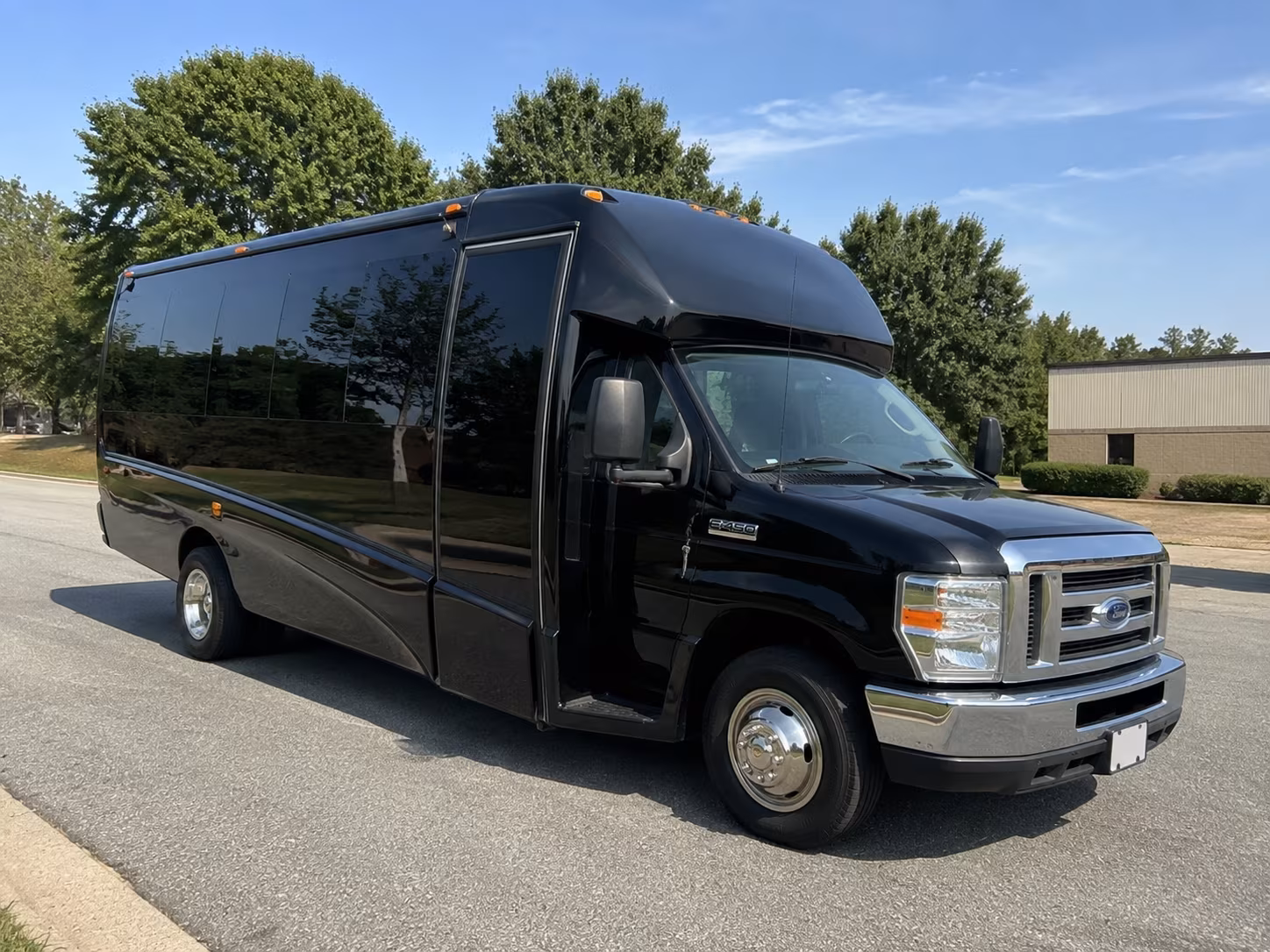 pueblo group airport transfers in pueblo