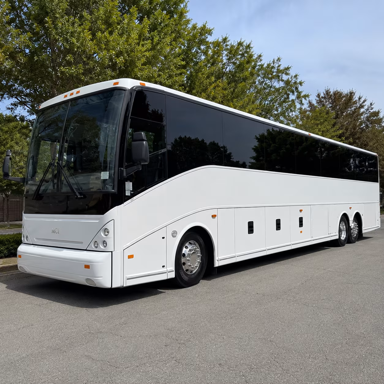 thornton charter bus